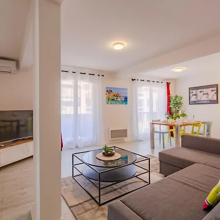 Apartamento Le Christina By Interhome *