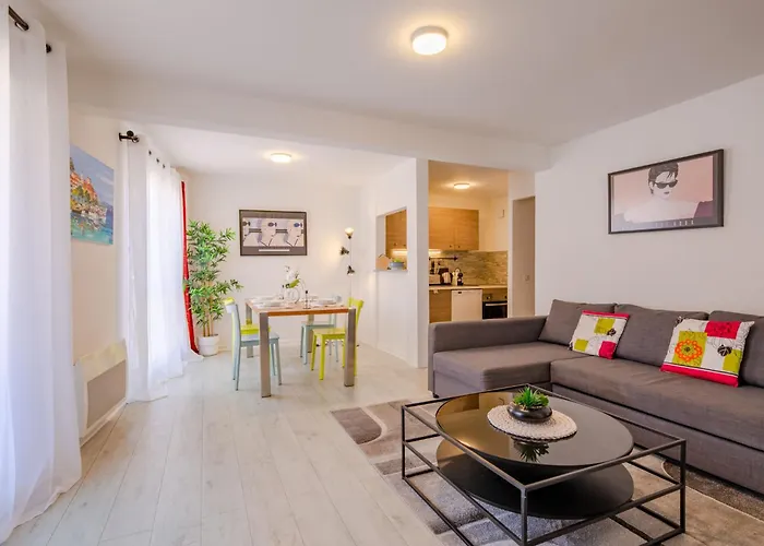 Appartement Le Christina By Interhome